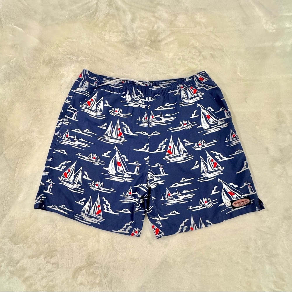 Men’s Vineyard Vines Chappy Swim Trunks blue/red sailboat pattern size large